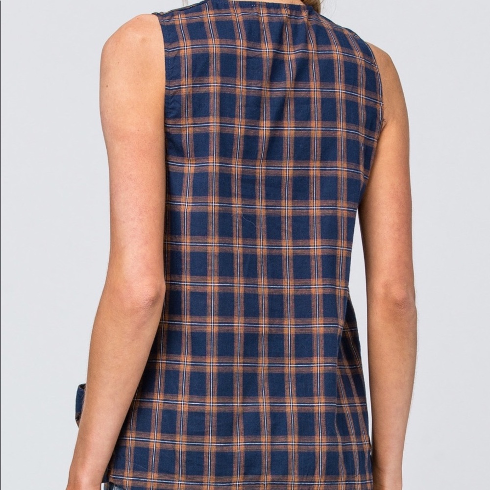 NAVY PLAID SURPLICE TOP with SELF TIE ON THE SIDE - Picture 4 of 8